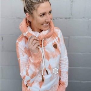 Artemis Wanakome Tie dye hoodie